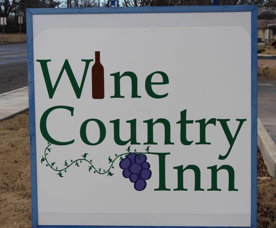 Wine Country Inn Fredericksburg Exterior foto